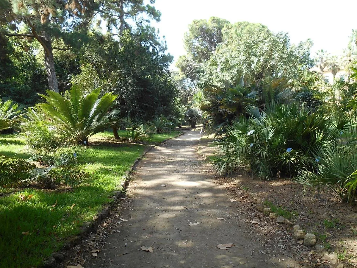 ** Oda ve Kahvaltı 4You Palermo İtalya